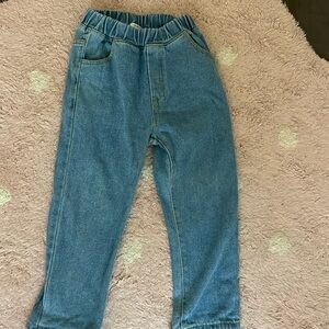 𝐒𝐢𝐦𝐥𝐥𝐞 𝐅𝐨𝐥𝐤 𝐃𝐞𝐧𝐢𝐦 𝐉𝐞𝐚𝐧𝐬